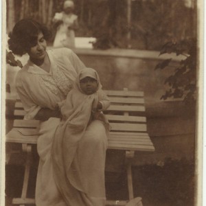 О.О.Пенерджи с дочкой Ириной, 1914 год